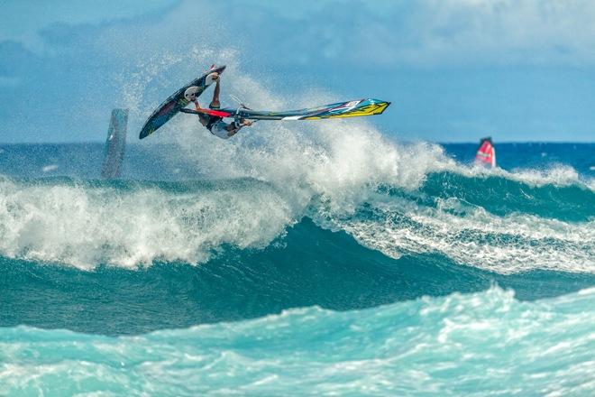 Action on day four - 2015 NoveNove Maui Aloha Classic © American Windsurfing Tour / Sicrowther